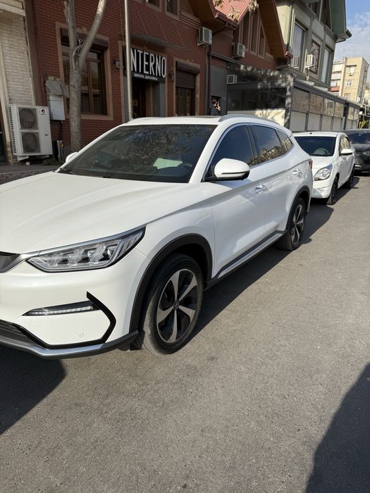 BYD Son plys 2023 yil