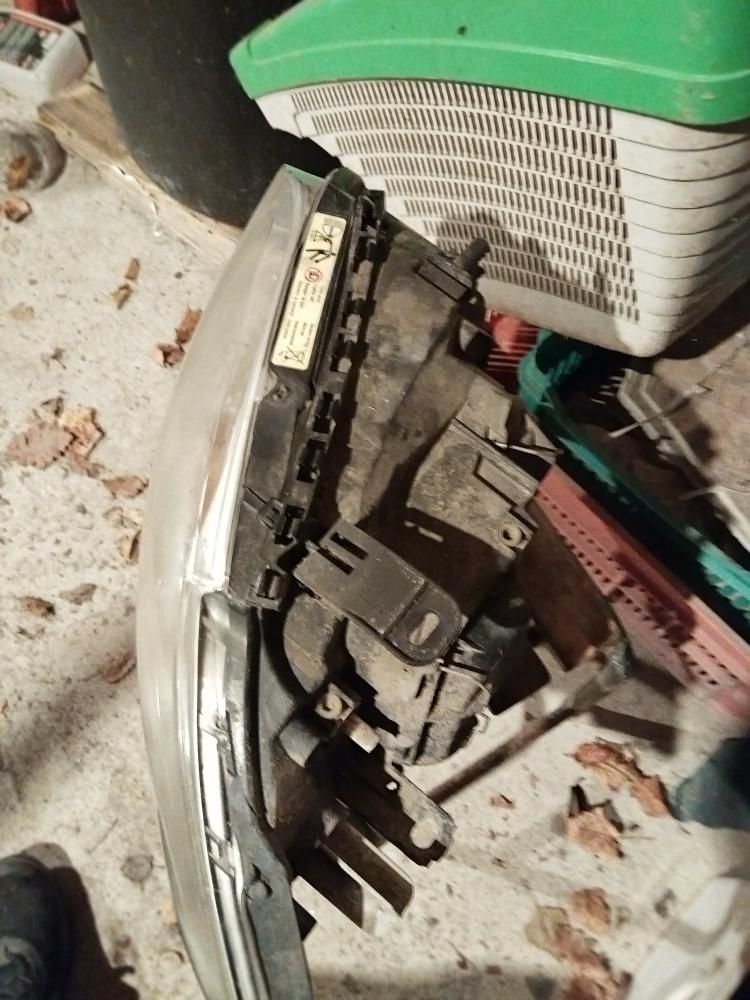 Ляв ксенонов фар BMW E87