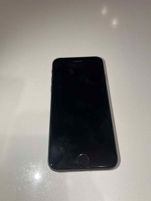 Iphone 8 64 GB Като нов