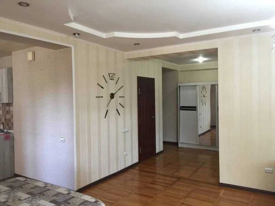 СРОЧНОЕ Сдаётся кв Туран станция метро 2/2/9 ро-н Сергели-2 !!