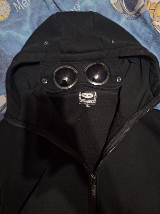 Hooligans 1312 goggles hoodie