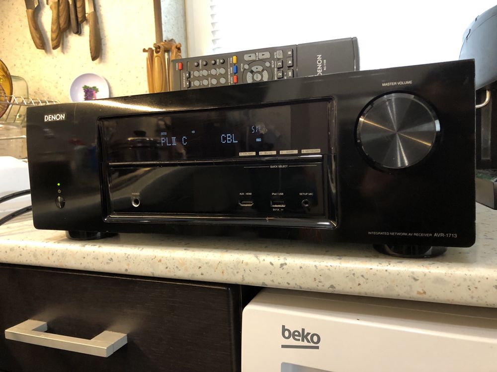 Denon AVR-1713 resiver