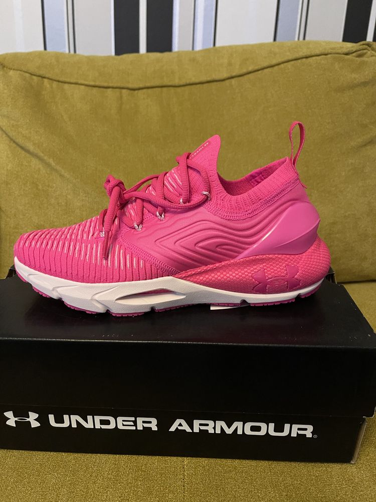 Нови Under Armour HOVR Phantom 2