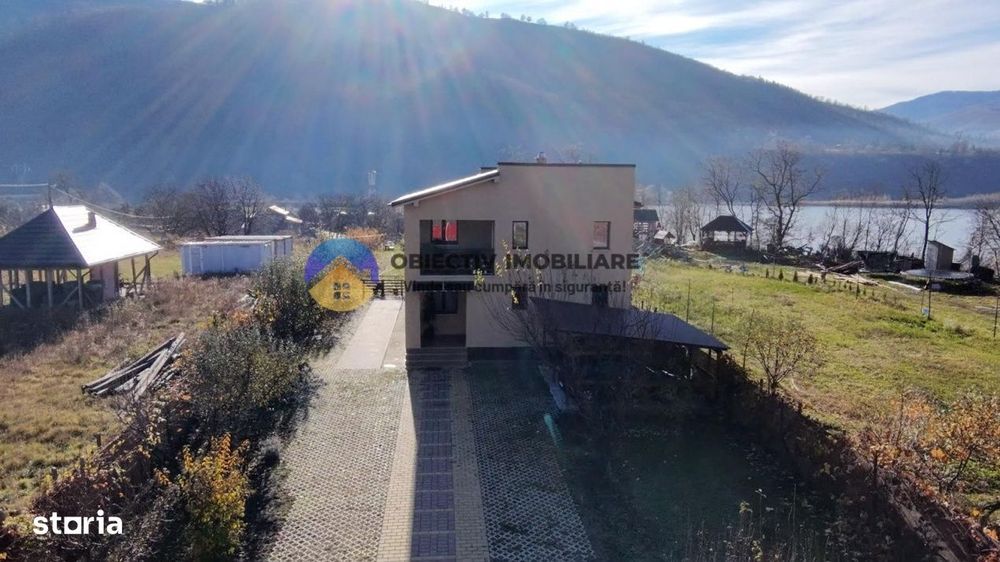 Casa si teren langa lacul Pangarati , mobilata si utilata