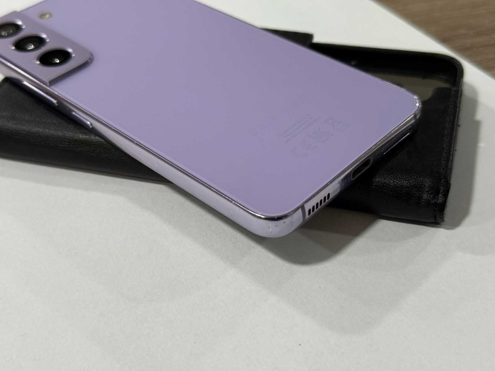 Продавам Samsung S22 128gb