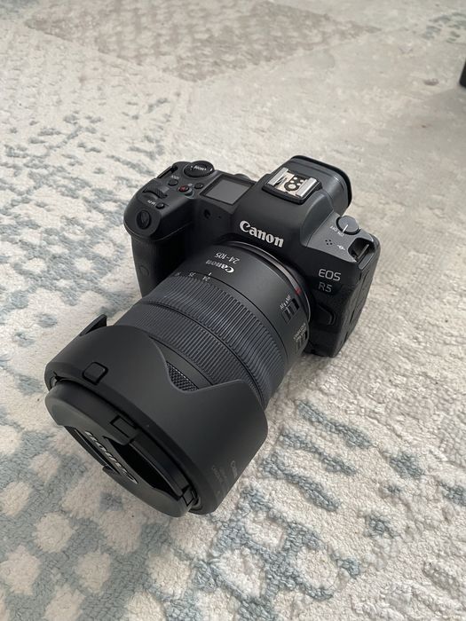 Canon EOS R5 — профессиональная камера в отличном состоянии