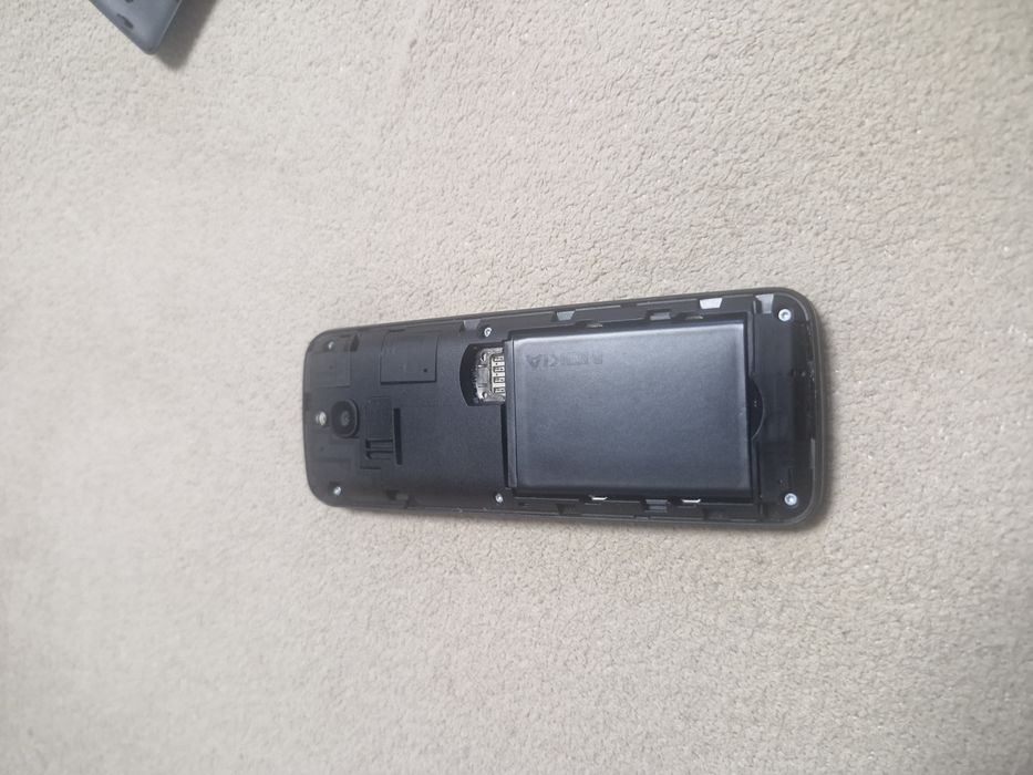 Nokia 8110 4gb 512 MB