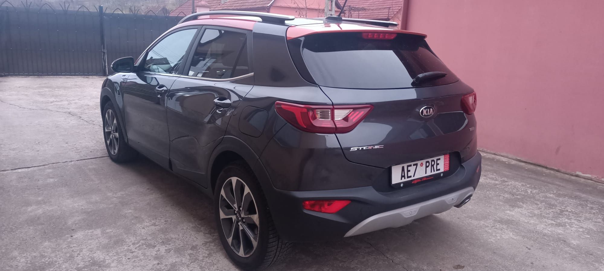 Vând kia Stonic 2017 GT-line