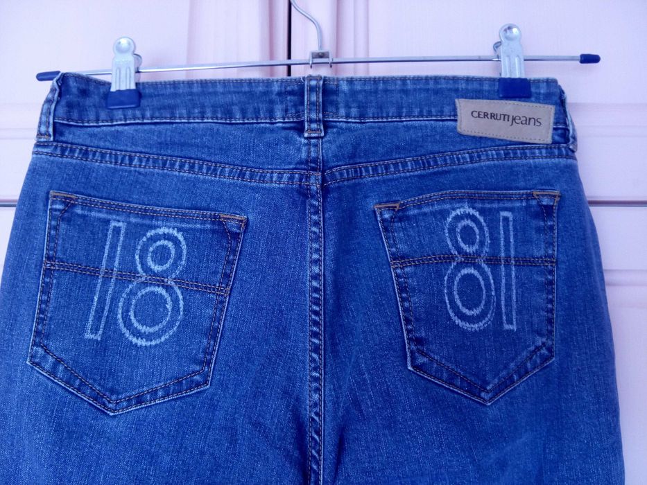 НОВИ оригинални дънки CERRUTI JEANS - размер 27