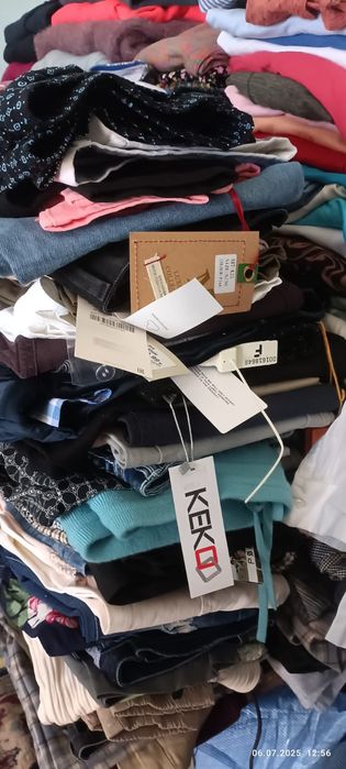 Loturi haine ,crema calitate superioara cu eticheta
