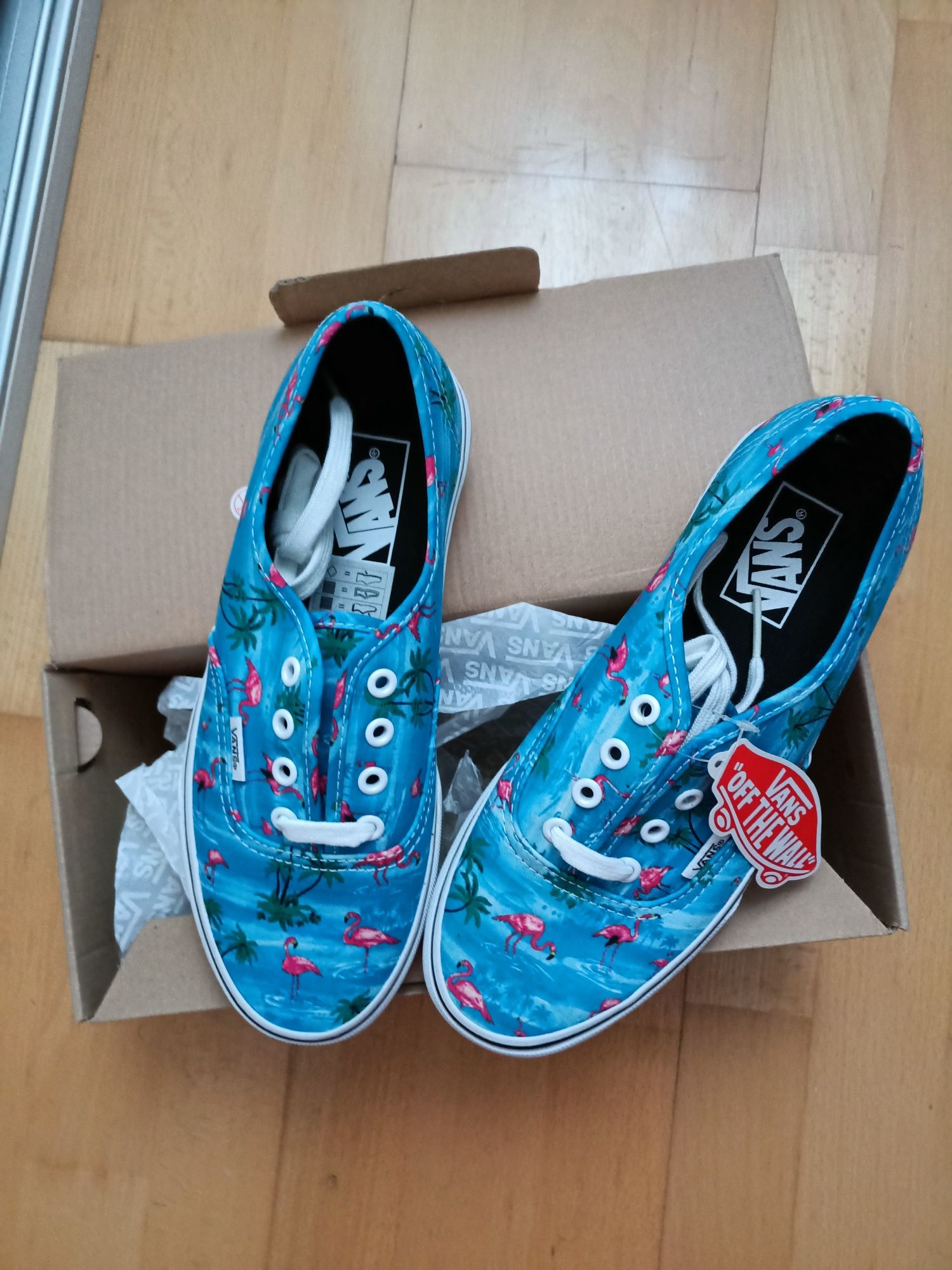 Tenisi noi Vans off the wall authentic