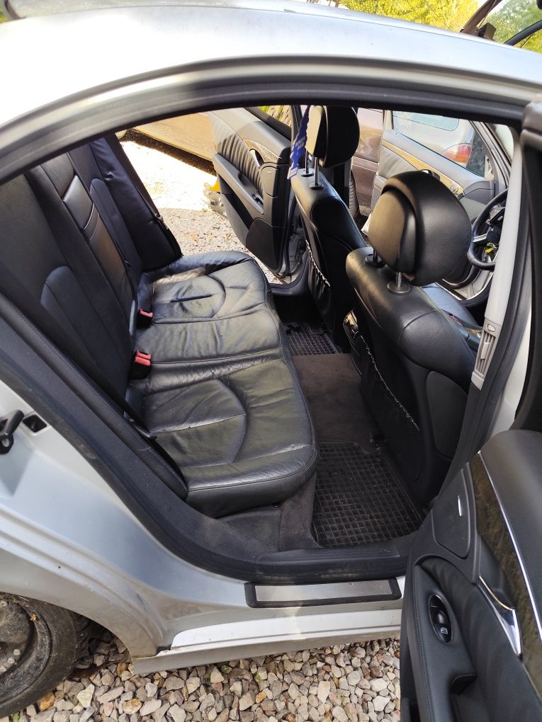 На Части Mercedes E420 W211 Avantgarde