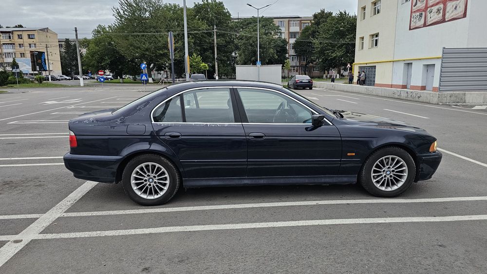 BMW E39 520i 2001