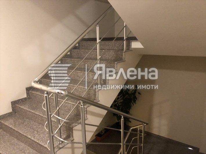 Дава се под наем Офис в Варна, ВИНС - 94 кв.м за 700 € - Снимка #10