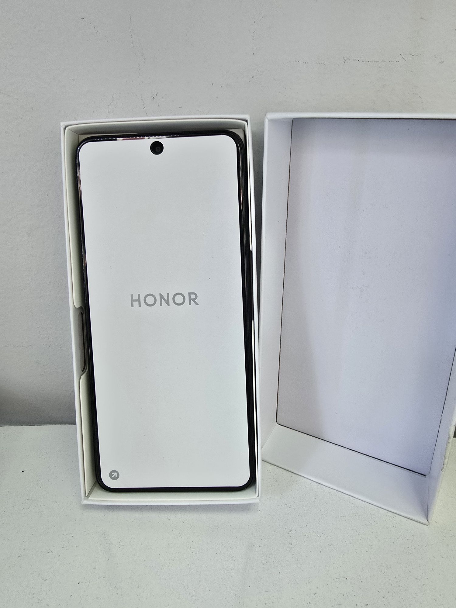 Honor 200 Smart 256GB, нов