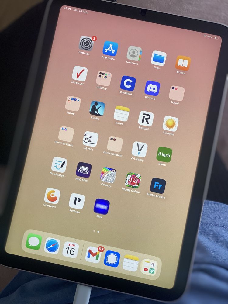 iPad Mini6 64GB WiFi - като нов, с кейс и paper like screen като нов