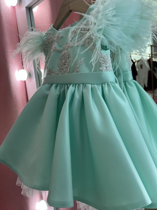 Детские платья, нарядные платья, платья на годик тусаукесер