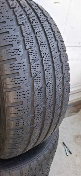 4бр. 235/55/17 Kumho 6,3mm грайфер , Безплатен монтаж