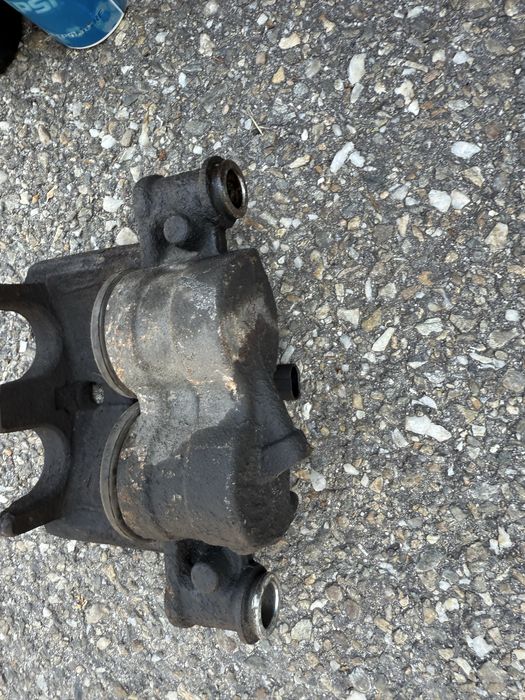 Vand etrier fata  stanga/ dreapta pentru ivwco daily