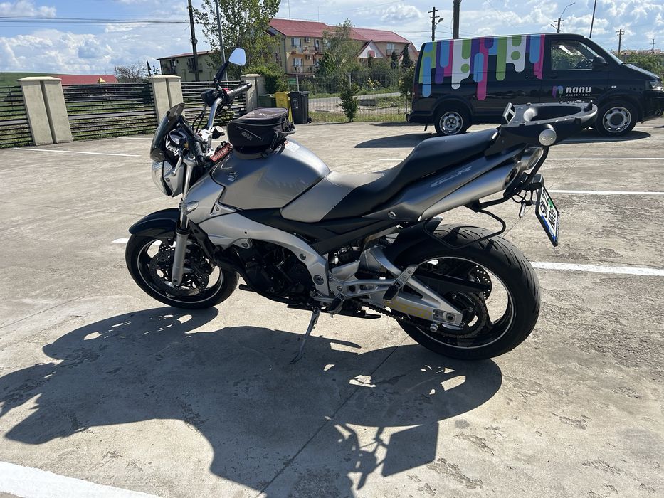 Suzuki gsr 600 / 90 cp / 2006 / 2700 euro