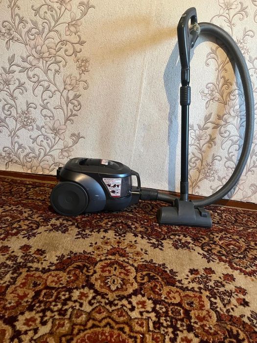 Продам пылесос в хорошем