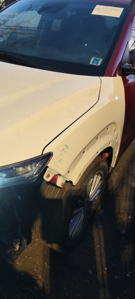Hyundai Kona Предна броня горна част, Долна част, ОРИГИНАЛЕН Ляв Кални