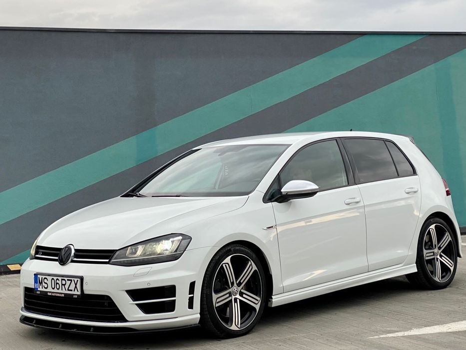 Volkswagen Golf VII R
