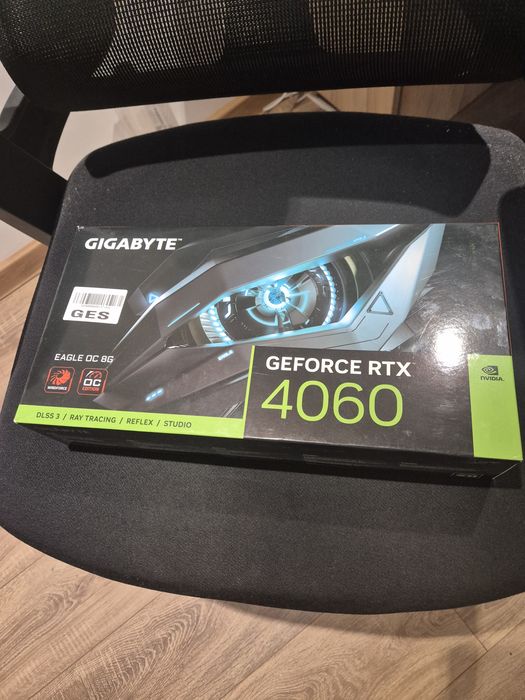 RTX 4060 gigabyte 8GB
