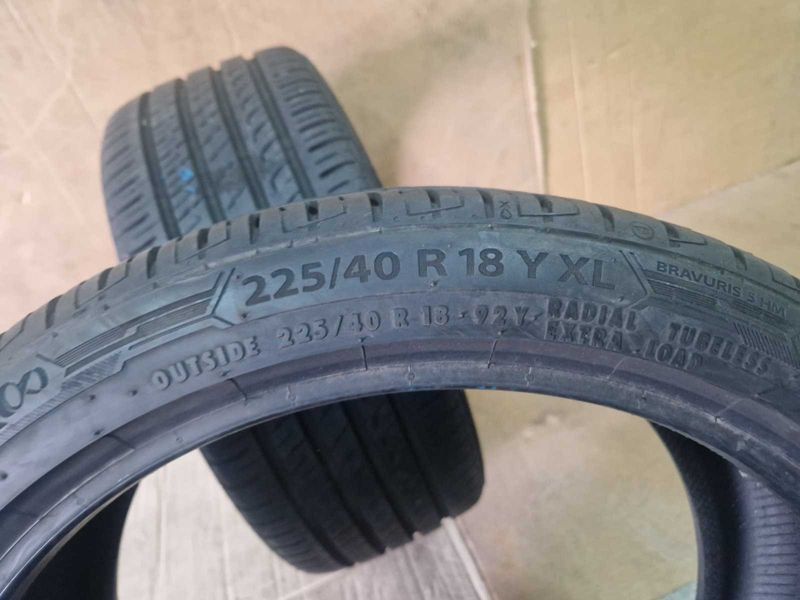 2 Barum R18 225/40
летни гуми DOT1322