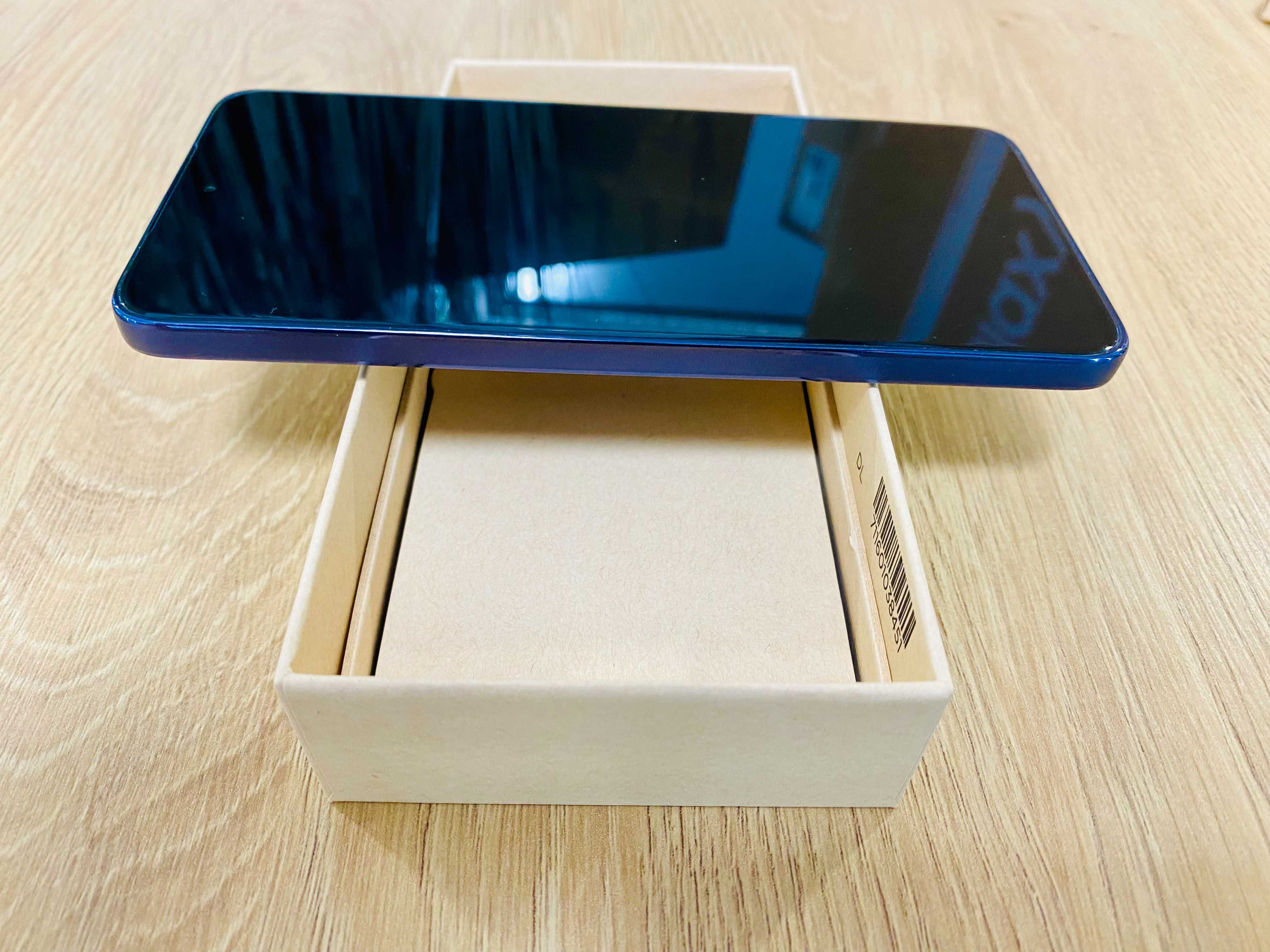 НОВ !!! Motorola Edge 50 Neo, 256GB, 8GB RAM, 5G, Pantone Nautica Blue