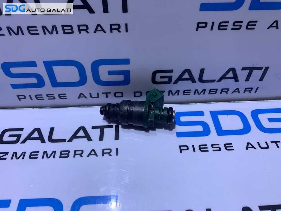 Injector Injectoare Skoda Octavia 1 1.6 AKL AEH BFQ 1997 - 2011 Cod 037906031AA [D0144]