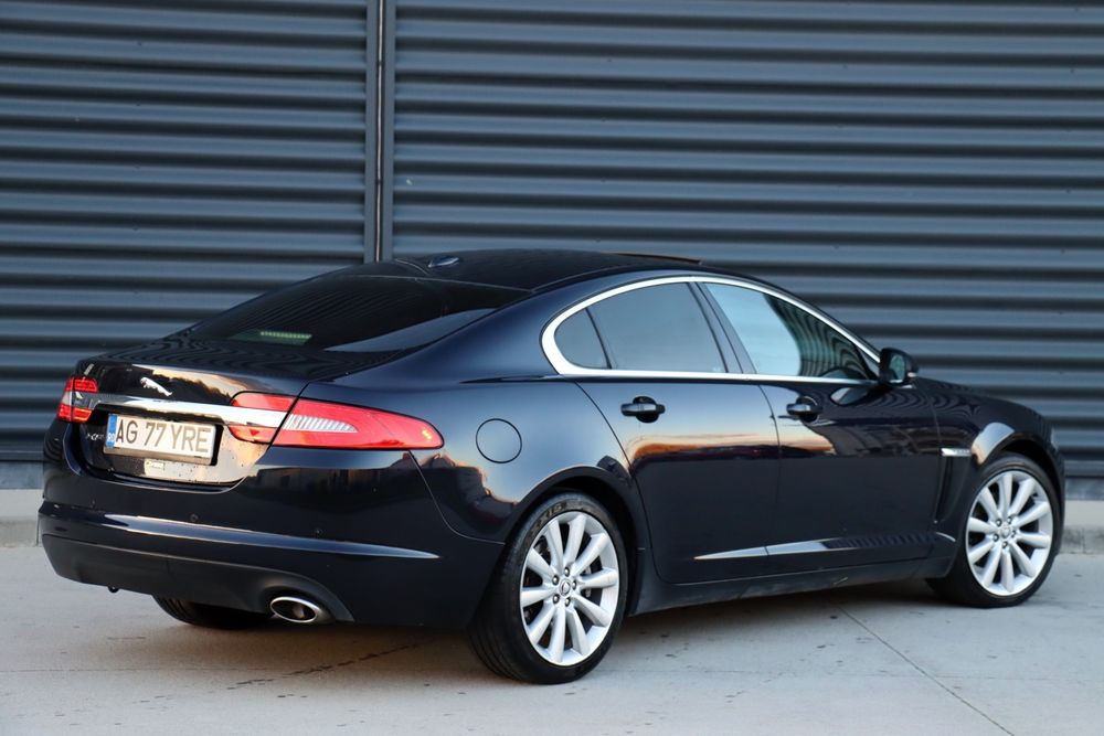 Jaguar XF / 2012 / Facelift / Rate / Garantie