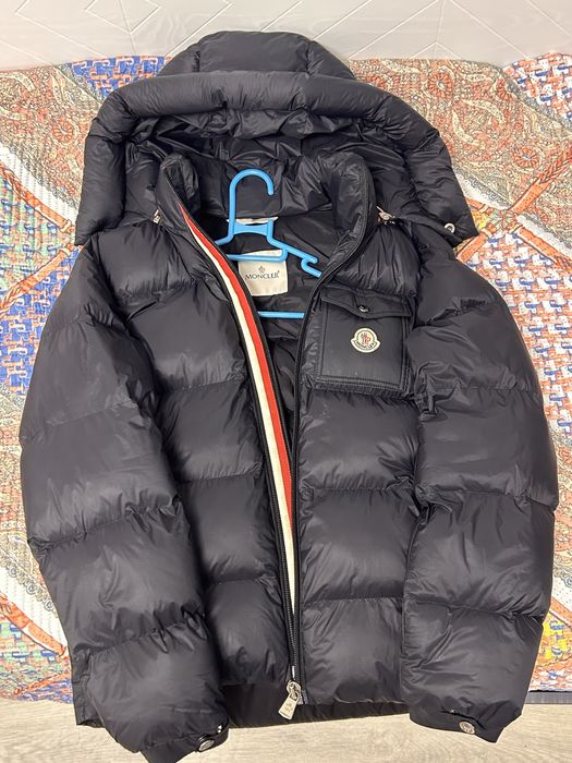 Moncler Montebeliard