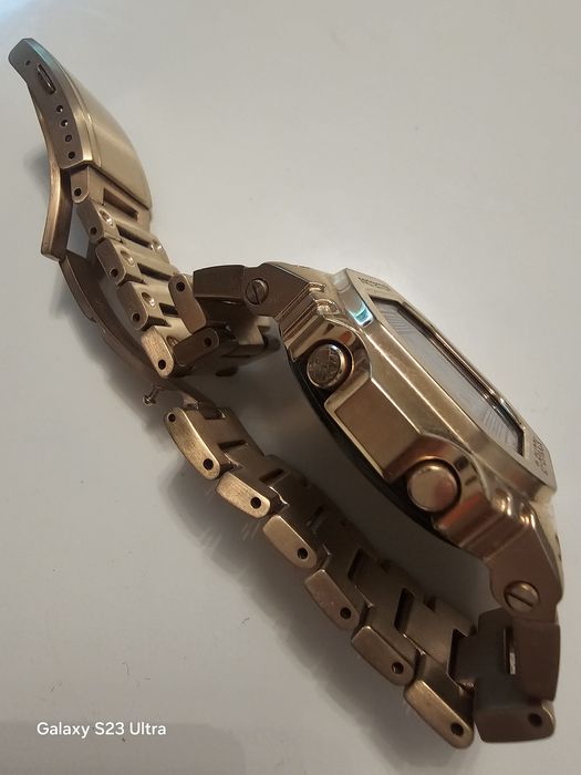 Casio G-SHOCK  The Origine GMW -B5000GD-4ER