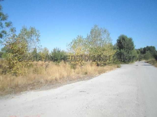 Продава се Парцел в София, Летище София - 6500 кв.м за 80 €/кв.м - Снимка #3