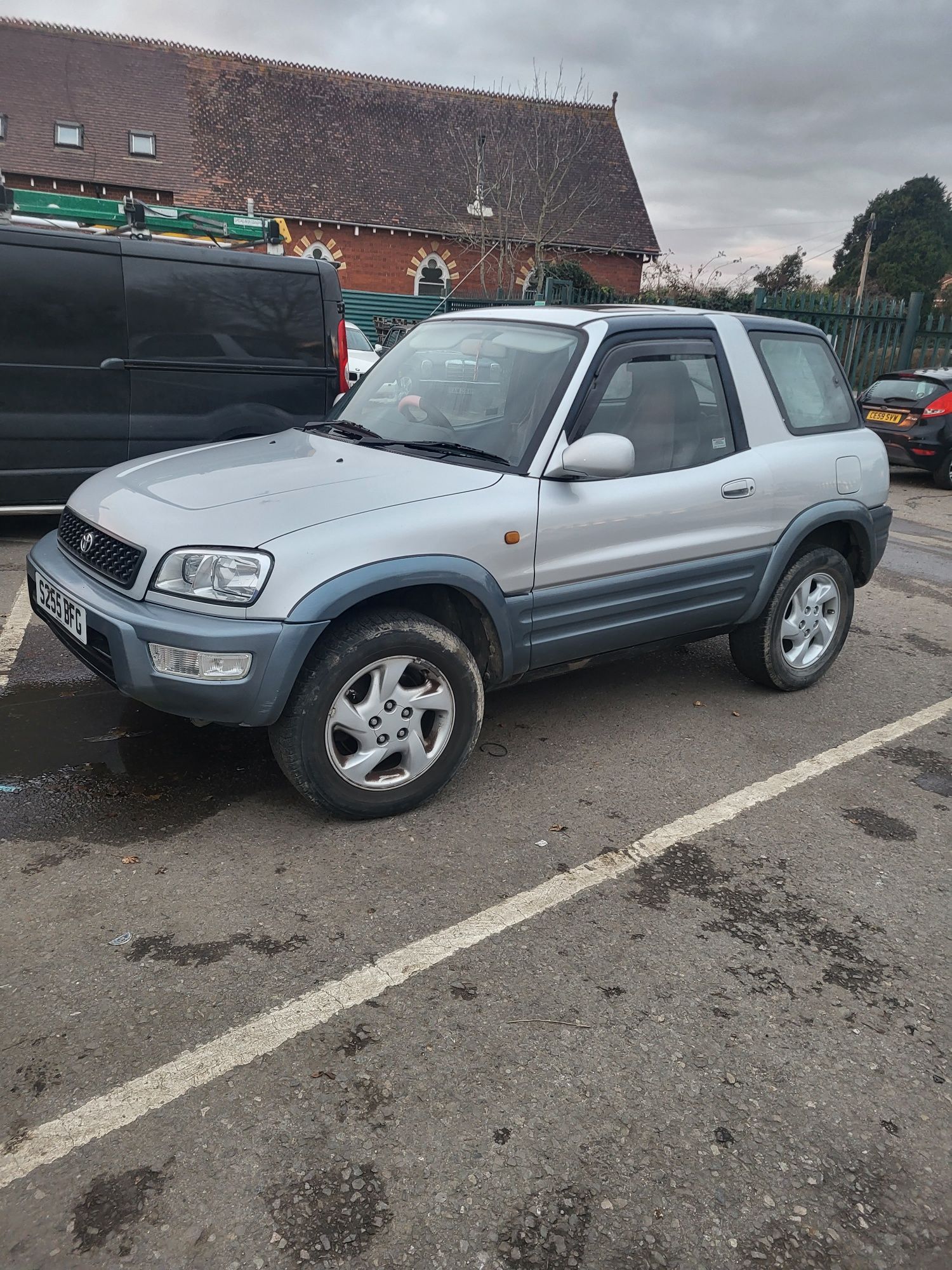 Piese toyota rav 4 2.0 4x4 benzina an 1998