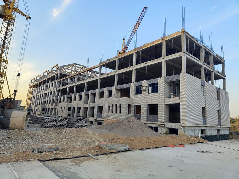 Тошкент ш. Яшнобод т. Обишир к. Грант сити Турар жойида 2/1/6 4-дом