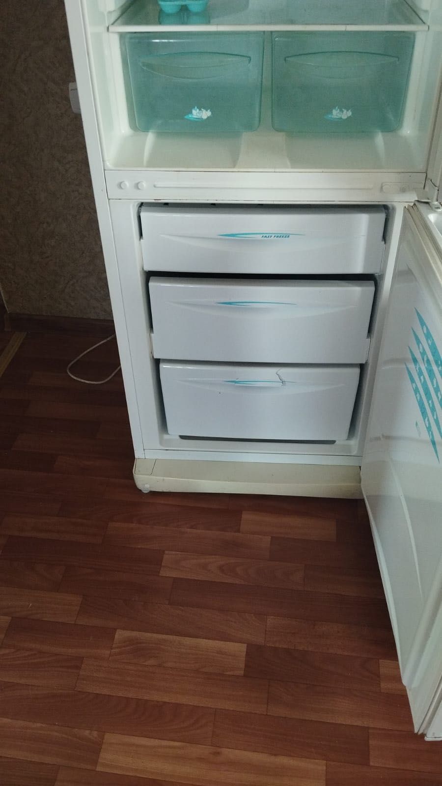 Холодильник в отличном состоянии