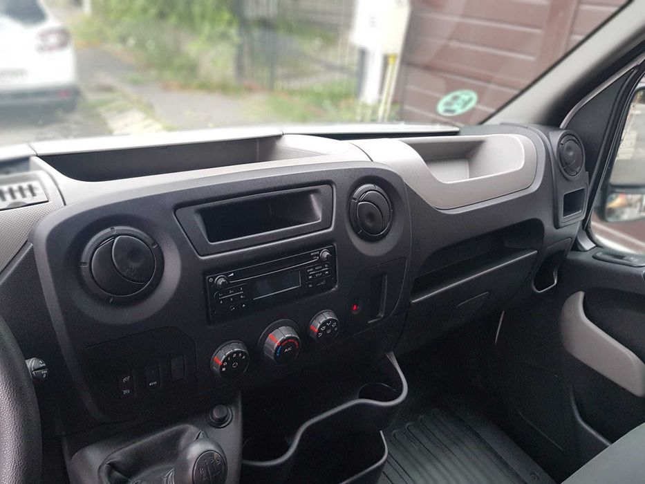 Furgoneta Renault Master L2H2 2017, 173 682 km,  2.3 dCi, euro 6y