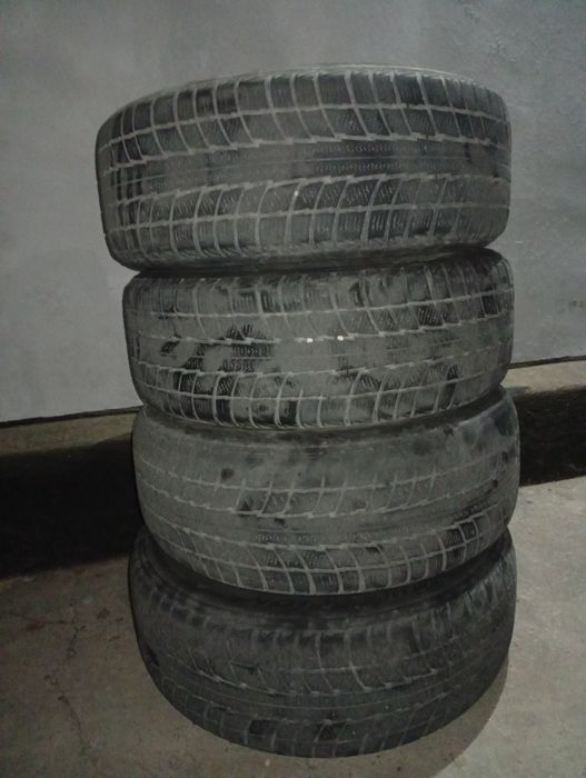 Продам шины недорого