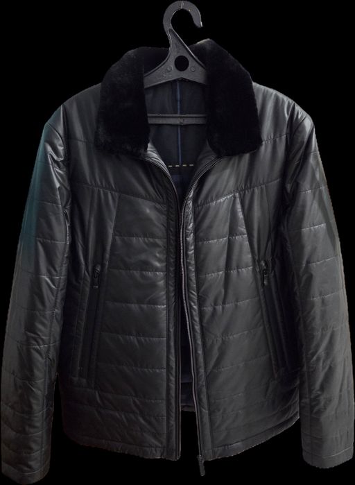 Куртка с утеплителем из верблюжьей шерсти с воротником из цигейки