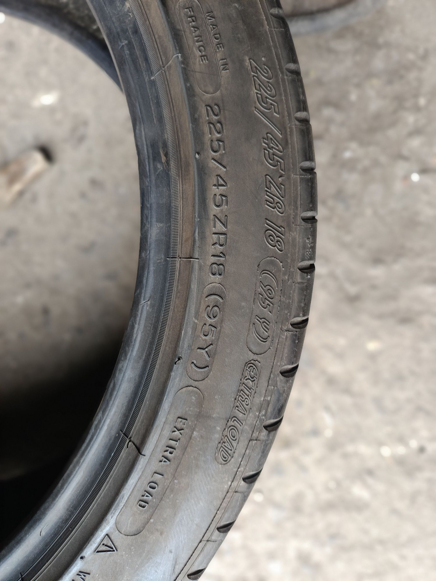 Летни гуми -18цола -225/45-1бр.-85лв."MICHELIN"