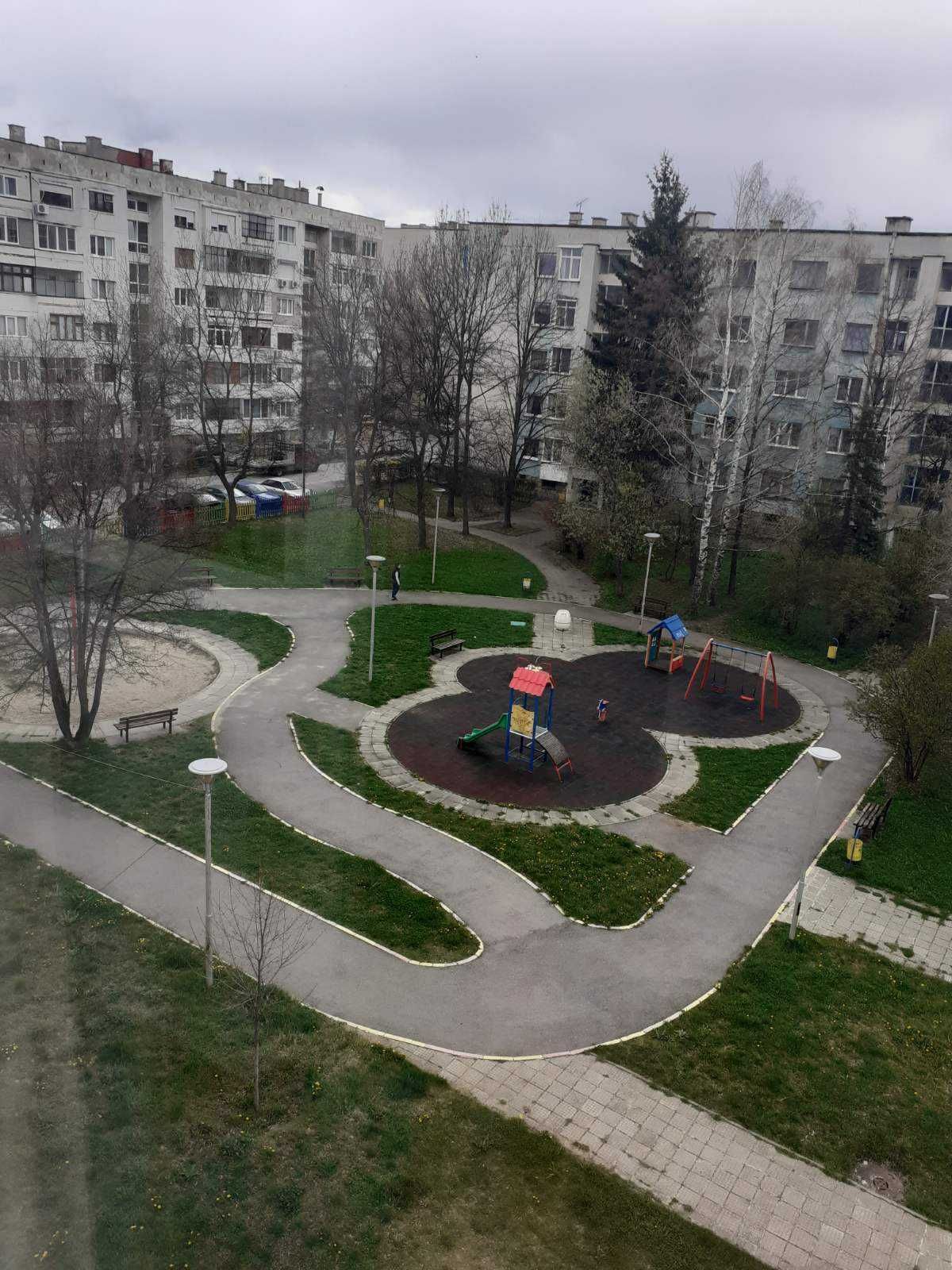 Продамам 3 ст.апартамент тухла,гр.Самоков кв.Самоково бл.1