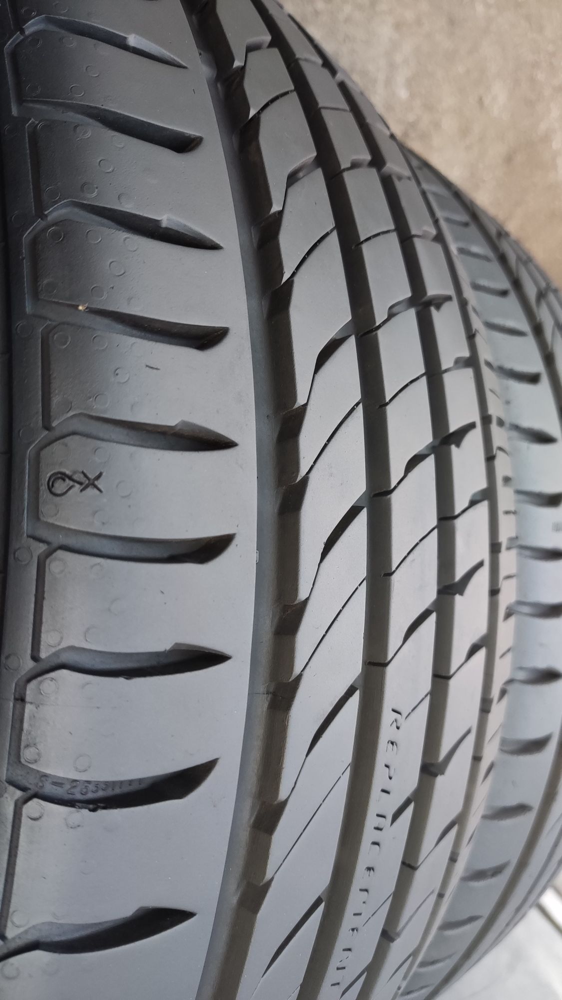 4бр. летни гуми 215/45/18 General Altimax
dot23
9.25mm
Перфектно състо