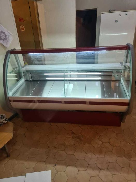 Торговые металлические стеллажи в широком ассортименте