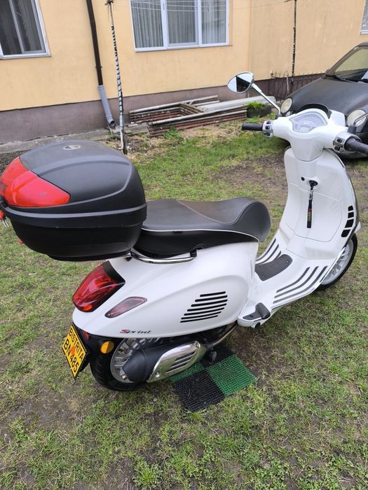 Scuter Vespa Sprint 50cc