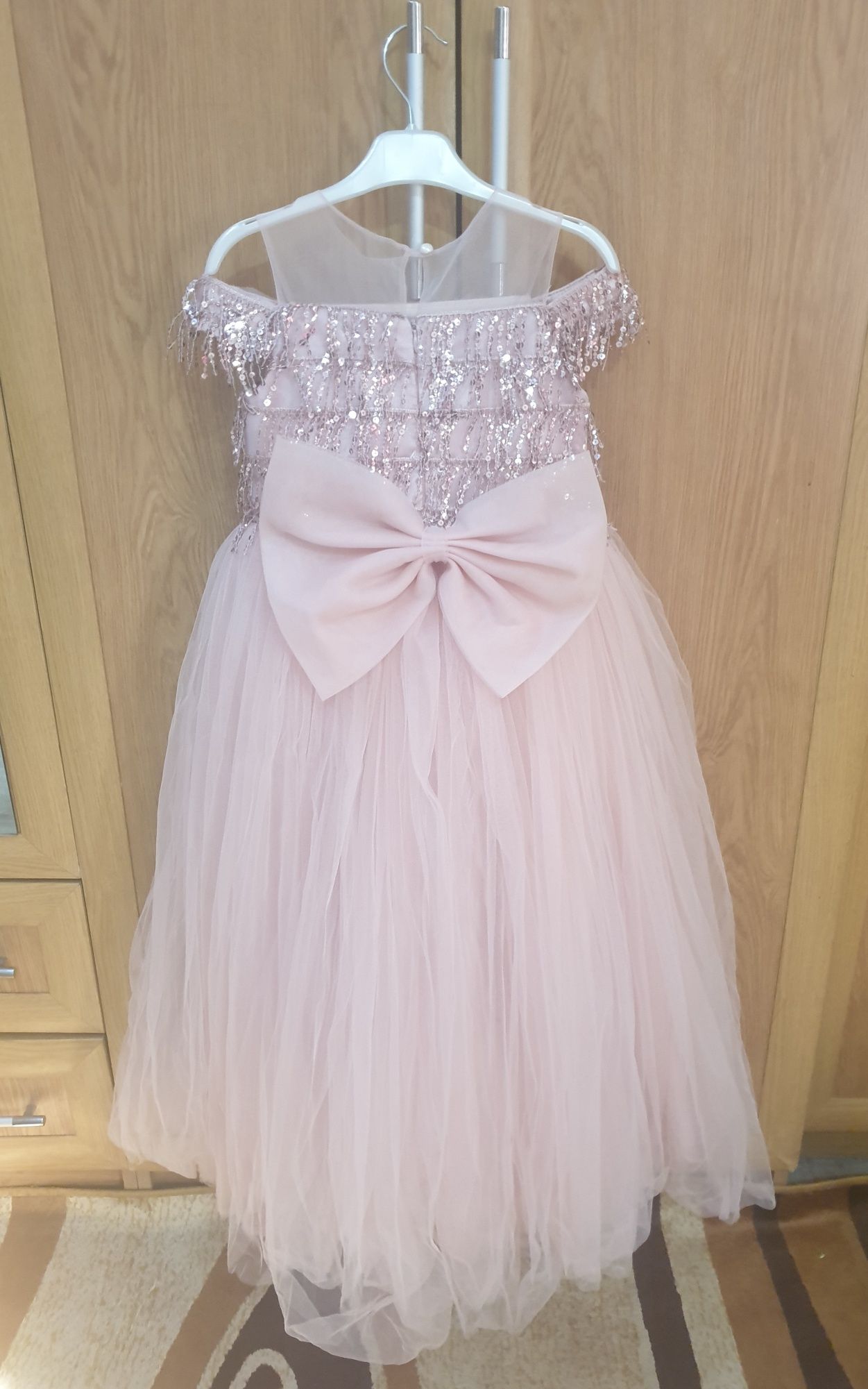 Платье бальное для маленькой принцессы!