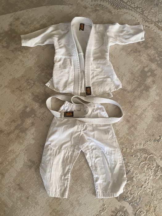 Кимоно для  дзюдо продам