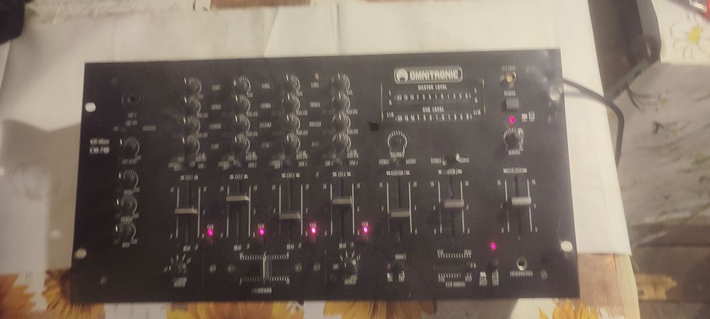 Mixer 150 lei.cabluri Profi negociabil