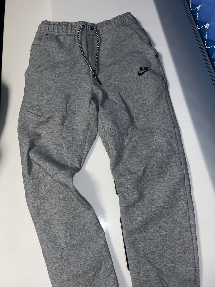 Nike tech fleece долнище